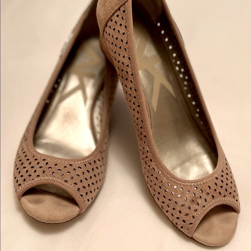 AK Anne Klein Sport Cadwyn SlipOn Wedge